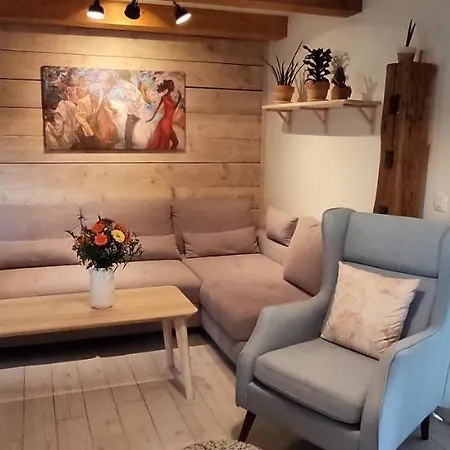 Wooden House Gabra Podnart